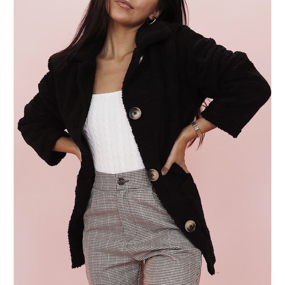 Fluffy pile coat from crybaby - Picture 5 of 7